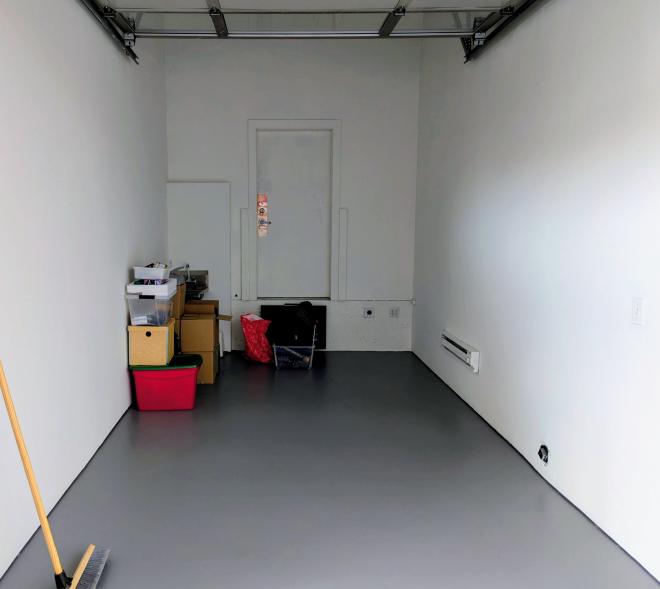 A photo of an empty workspace